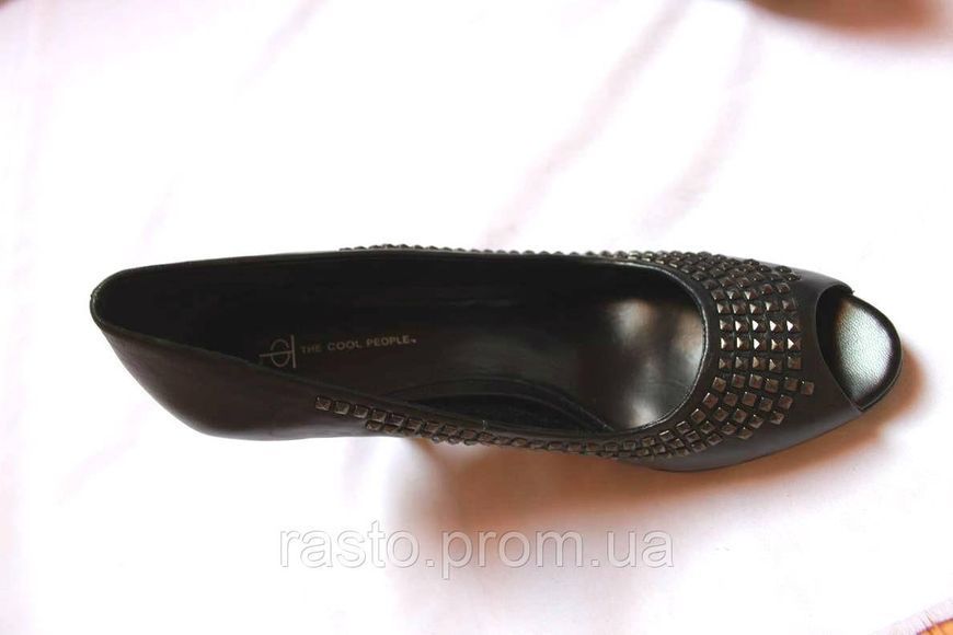 Кожаные женские туфли лодочки на небольшой шпильке The cool people ALDO 38 размеры 1116212801 фото